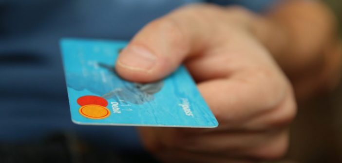 Scammers Lift Life Savings with Fake Card Reader
