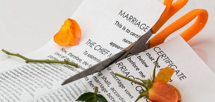 The 3 Essential Steps to Avoid an Expensive Divorce The 3 Essential Steps to Avoid an Expensive Divorce