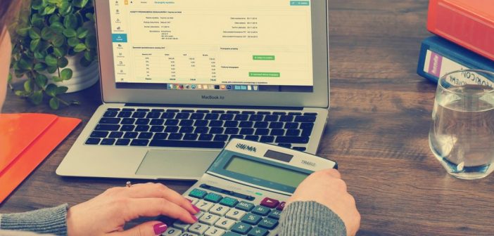 What Should You Use a Payroll Service For? What Should You Use a Payroll Service For?